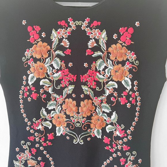 NEW! DEX  Mini Embroidered Cap Sleeve Black Dress, Size S - Picture 4 of 13